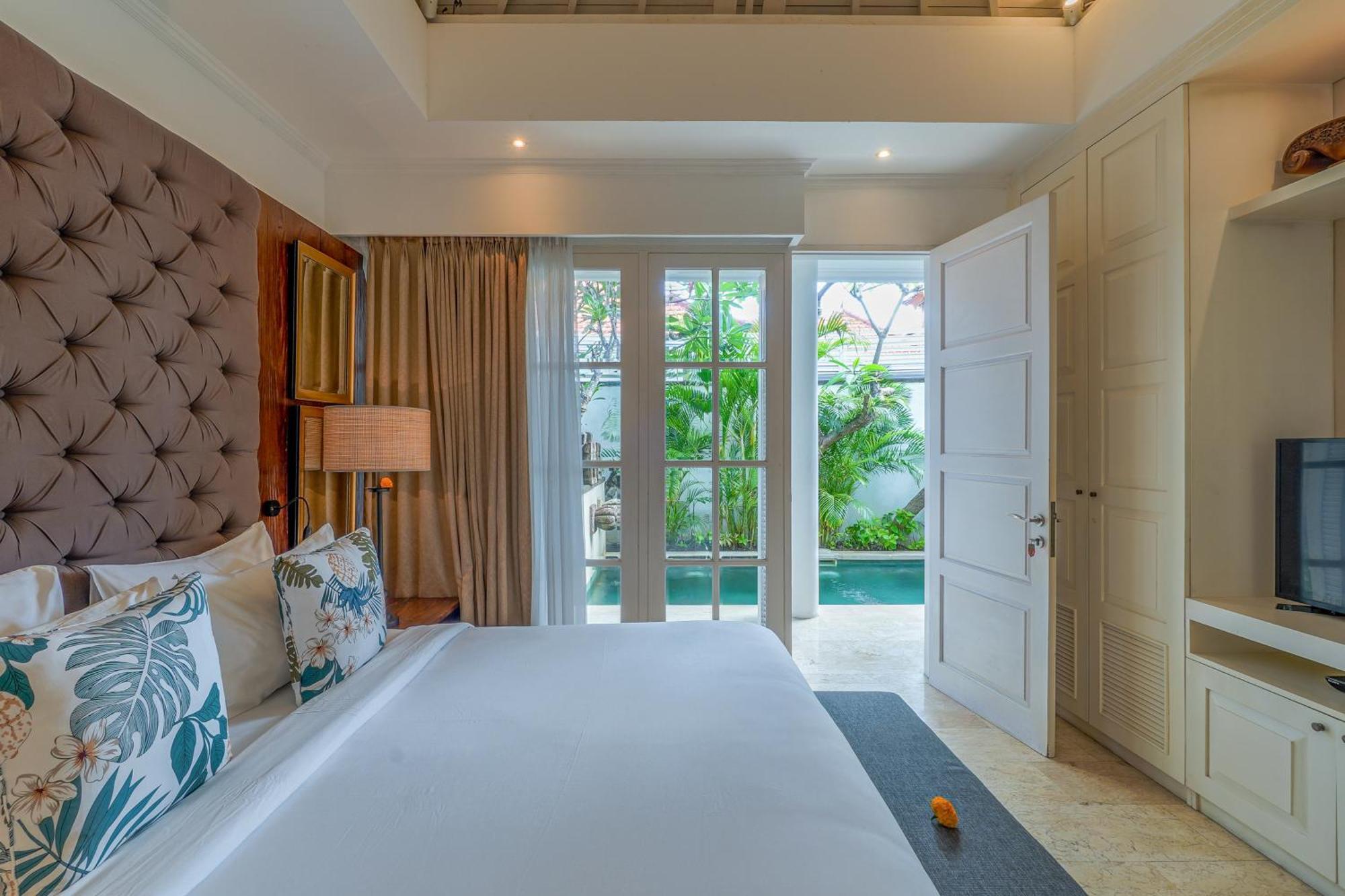 Mosan House - Unique Art-Filled Gem In Perfect Location A Short Walk From The Beach Or Seminyak Square Including Ac Office For Remote Working Екстериор снимка