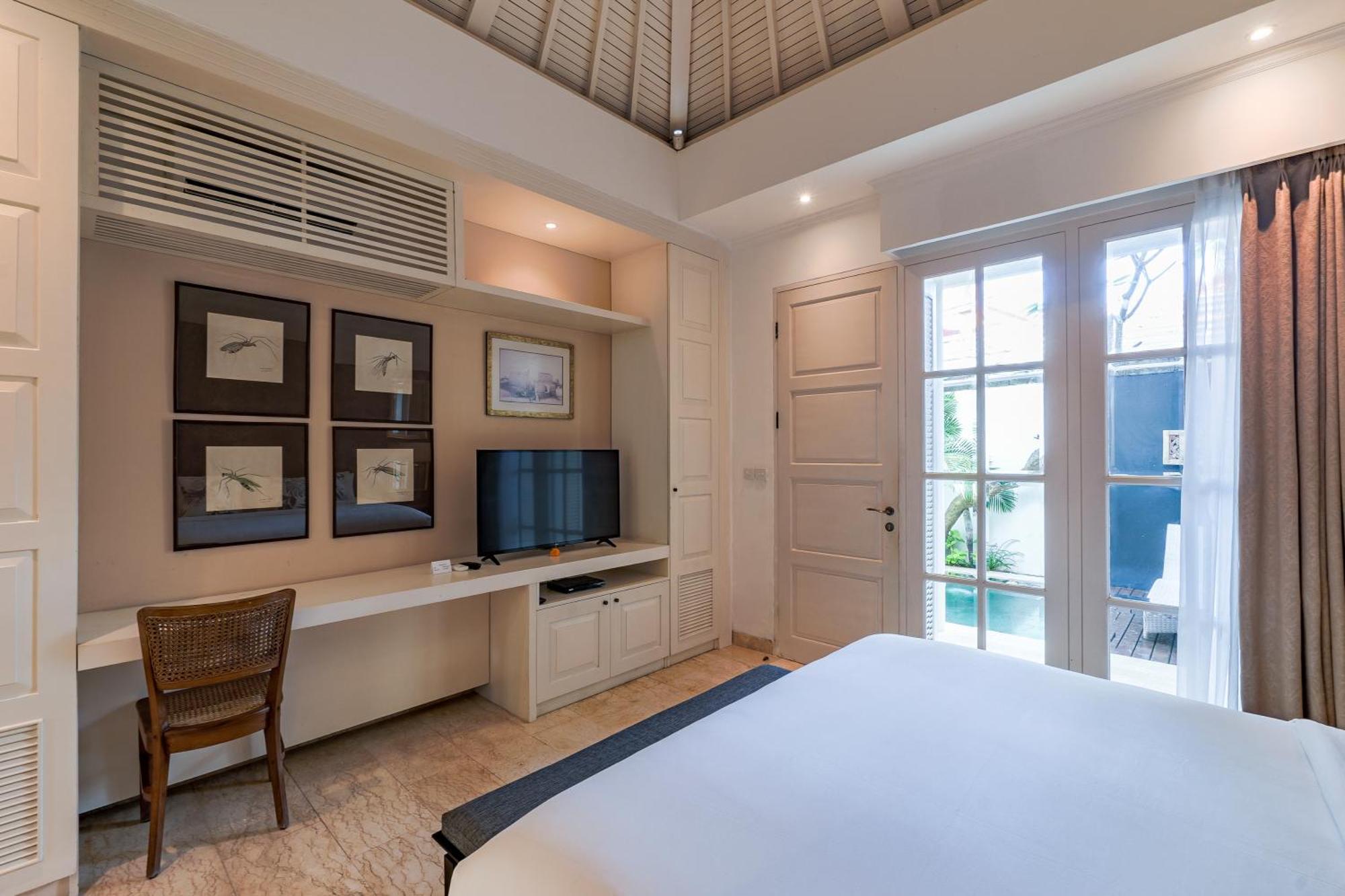 Mosan House - Unique Art-Filled Gem In Perfect Location A Short Walk From The Beach Or Seminyak Square Including Ac Office For Remote Working Екстериор снимка