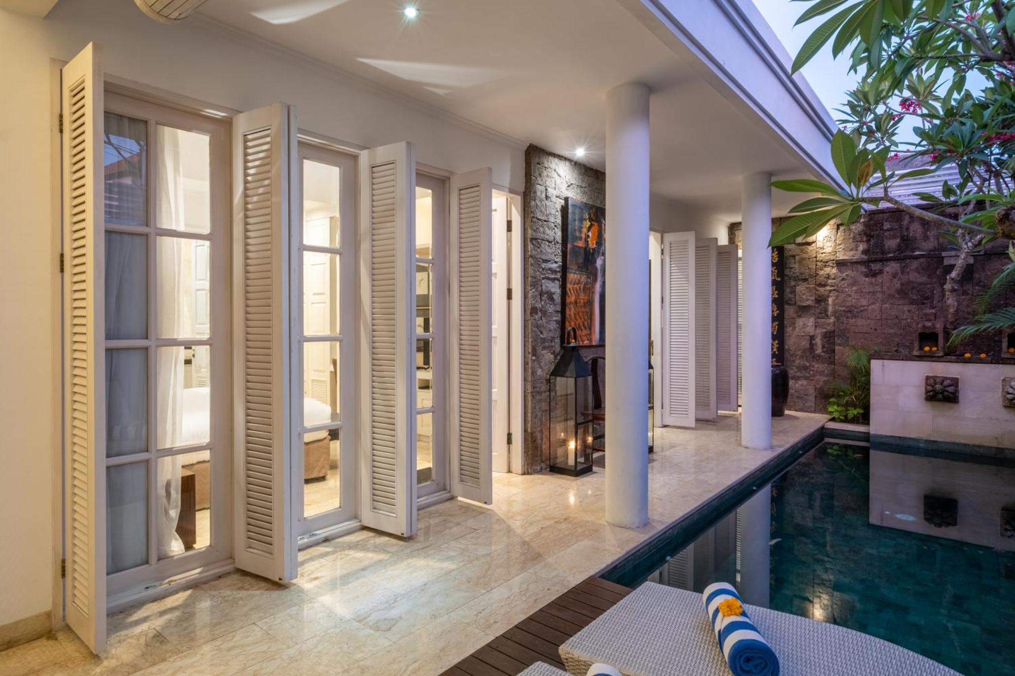 Mosan House - Unique Art-Filled Gem In Perfect Location A Short Walk From The Beach Or Seminyak Square Including Ac Office For Remote Working Екстериор снимка